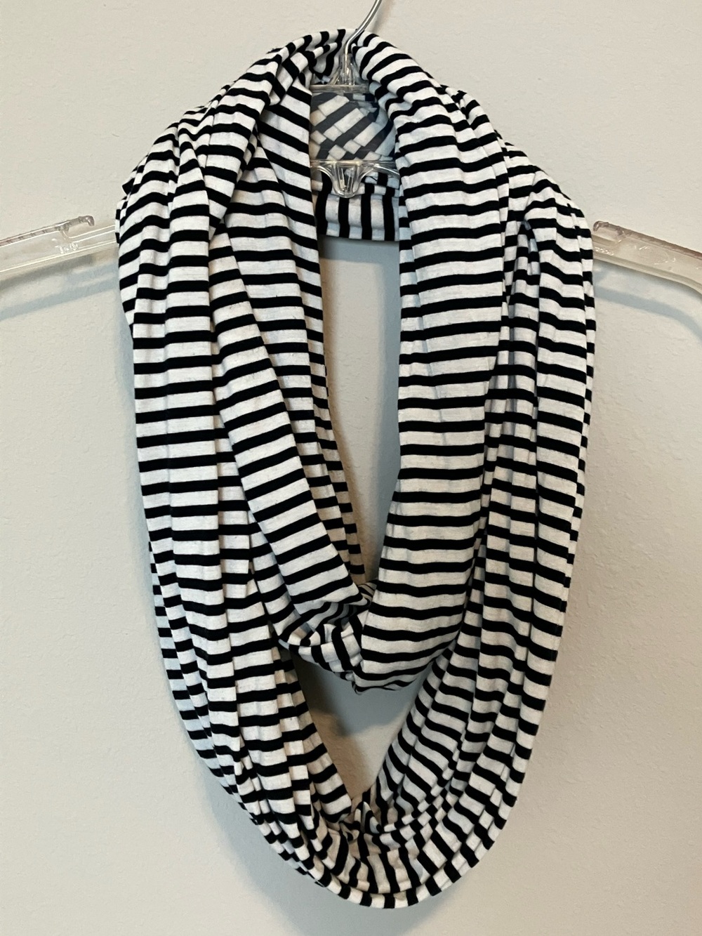 Calvin Klein Black White Striped Infinity Scarf Soft Stretch Loop Scarf One Size